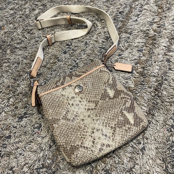 Coach crossbody snake skin excellent condition - Picture 1 of 12
